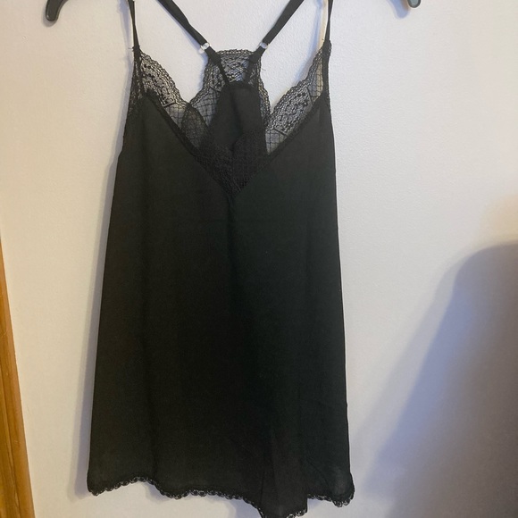 Casual Sleeveless Cami Tank Top - Picture 3 of 3